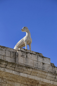 巴洛克式的动物雕像