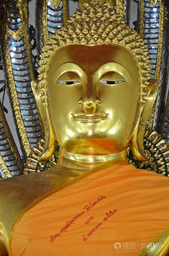 佛祖铜像jpg
