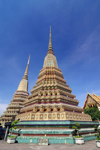 在泰国曼谷在佛寺中的泰式建筑