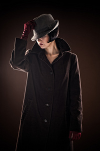 时尚女侦探照片