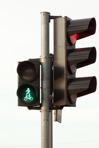 交通灯用敏锐的光安全