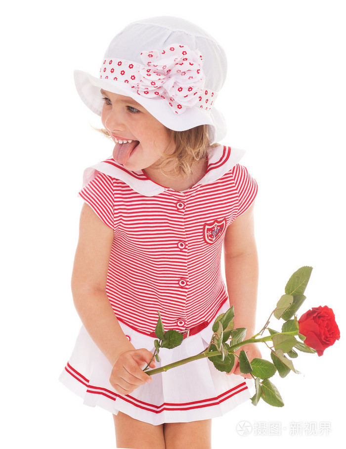 迷人的小女孩,用红色的玫瑰花