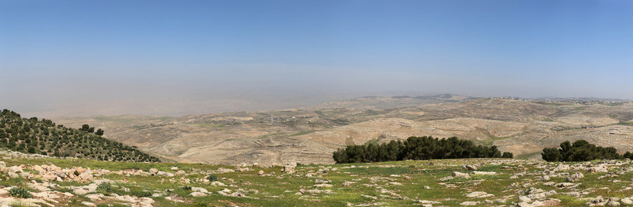 全景高山沙漠景观约旦