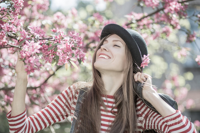幸福的女人春天