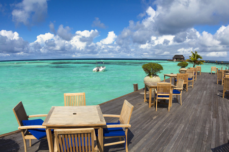 美丽的海滩 游艇和水 villa.maldives