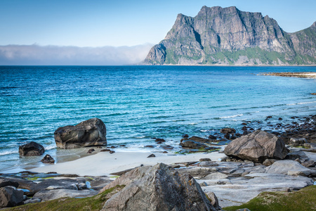 美丽的景色在挪威罗弗敦海群岛的 eggum 海滩