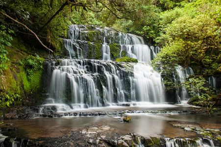 purakaunui 瀑布