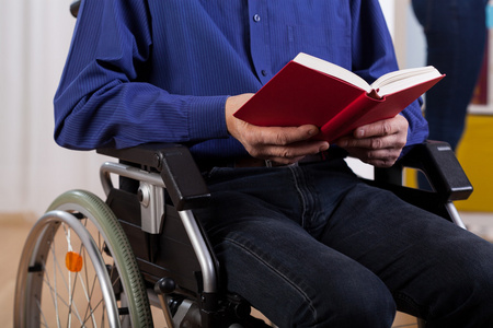 残疾的人读的书