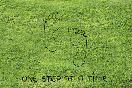 前进,一步一个脚印,在一段时间: 足迹设计照片