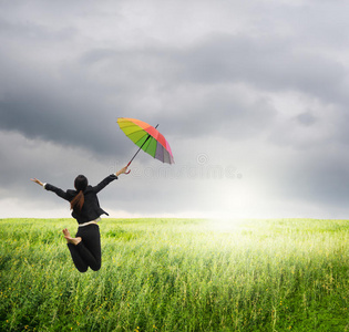 风雨彩虹的图片人像图片