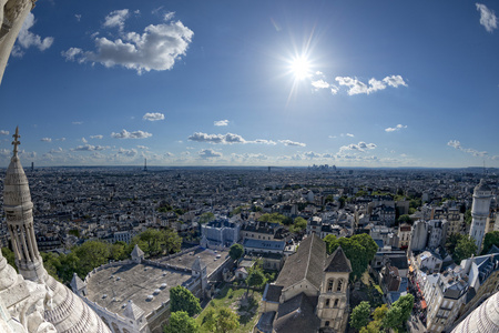巴黎巨大的鸟瞰图，从蒙马特尔