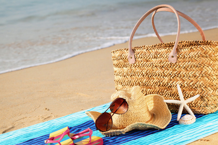 夏天的沙滩上海滩袋