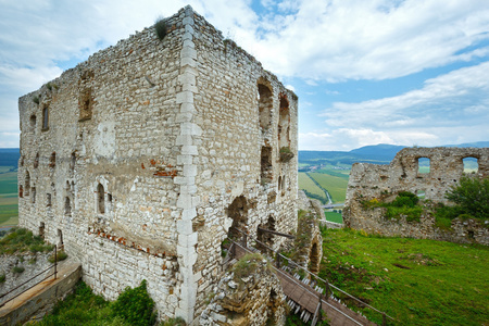 spi 城堡 或斯 的废墟。斯洛伐克