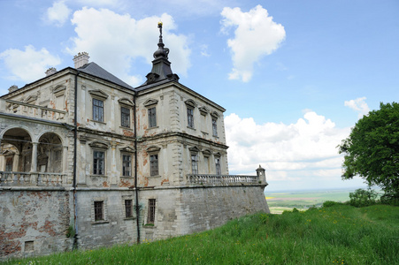Pidhirtsi 城堡，村庄 Podgortsy，文艺复兴时期的宫殿，利沃夫重新
