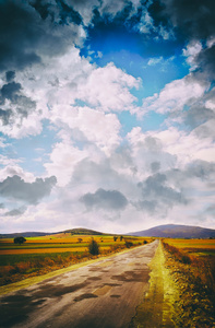 陆地上空 cloudscape