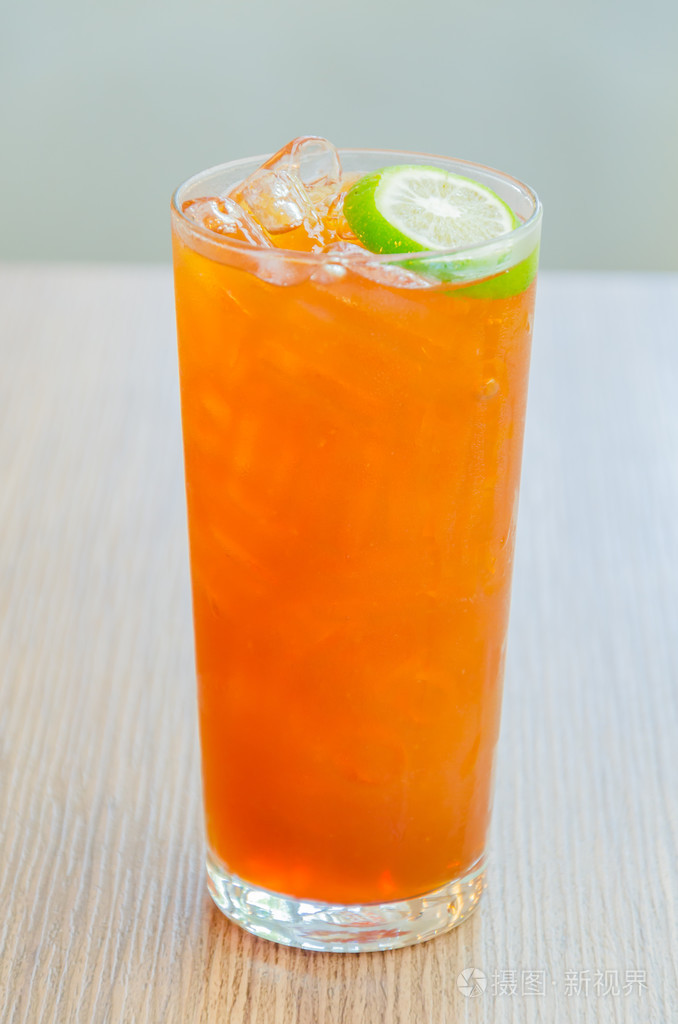 冰的柠檬绿茶