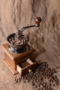 咖啡的咖啡研磨机
