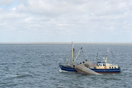 荷兰渔船在登海