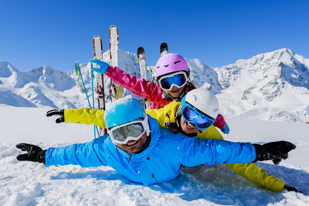 滑雪 冬季 雪 滑雪运动员 太阳和乐趣