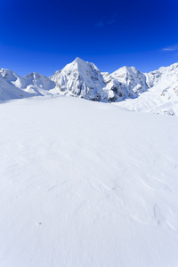 冬山意大利阿尔卑斯山的滑雪斜坡