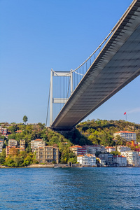 伊斯坦布尔第二次的博斯普鲁斯海峡大桥