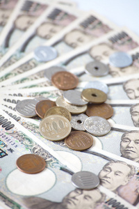日本的日元纸币与硬币