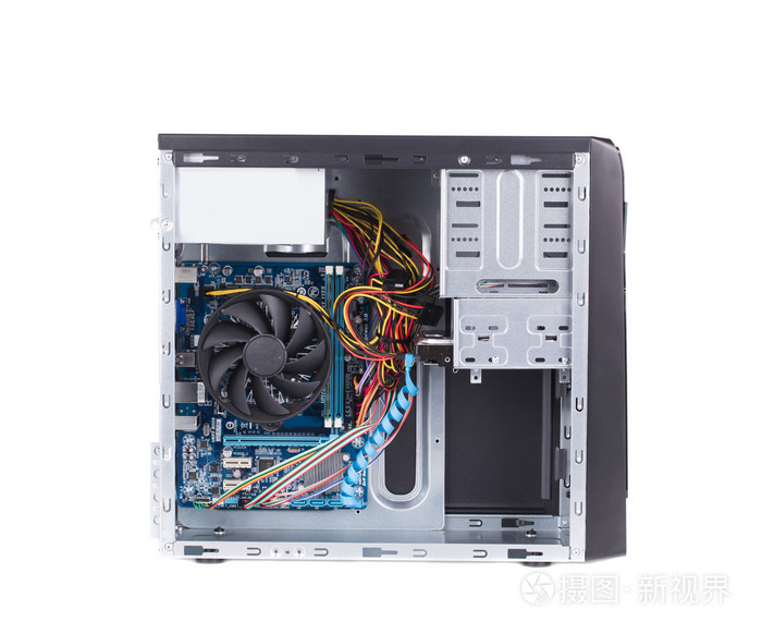 打开pc电脑机箱