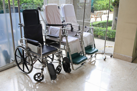 在医院的轮椅