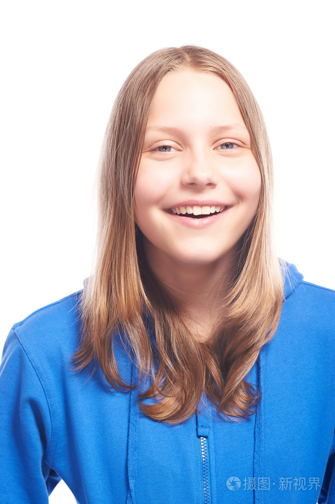 快乐的青少年女孩笑