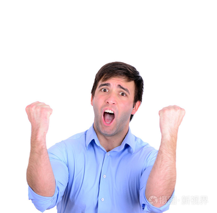 成功的男人双臂庆祝了喊了声的分离和提纯的喜悦