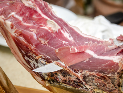 黑毛猪火腿摄影图