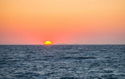 美丽的日落，与 oceanscape