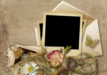 背景照片，信封和鲜花