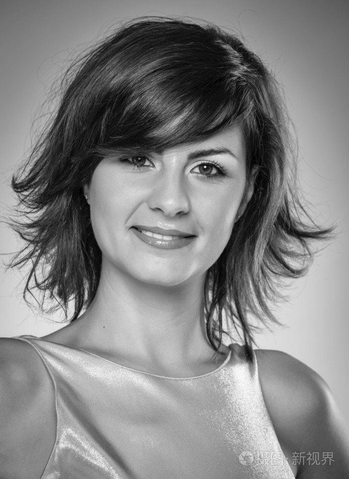 美丽的女孩的肖像