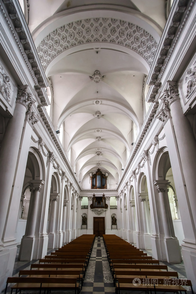 修道院大教堂内部