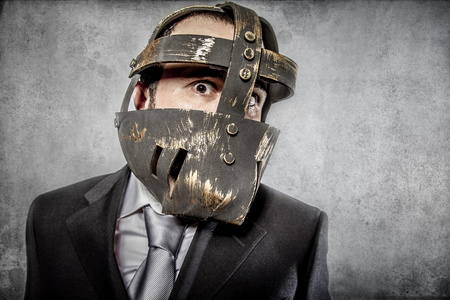 收到麾下墨西哥摔跤手戴面具的男人照片