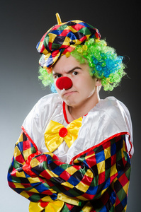 滑稽的小丑穿着幽默概念