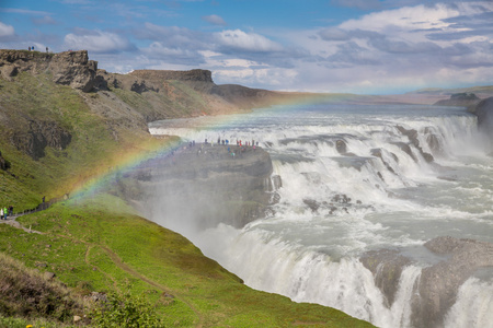 瀑布为冰岛和冰岛的彩虹
