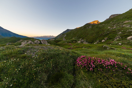 高山暮光之城