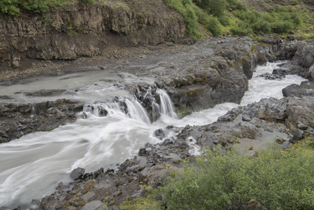 barnafoss 瀑布冰岛