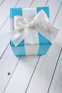 蓝色礼品盒