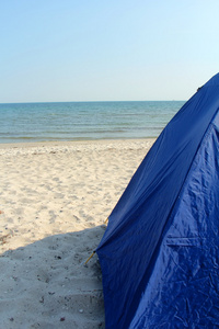 海边的帐篷