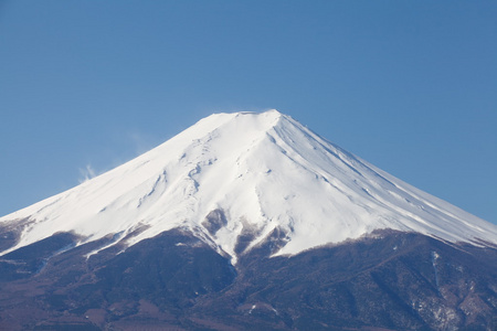 山富士在冬天