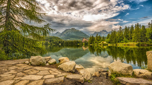 国家公园高 tatra 山地冰川湖 strbskepleso