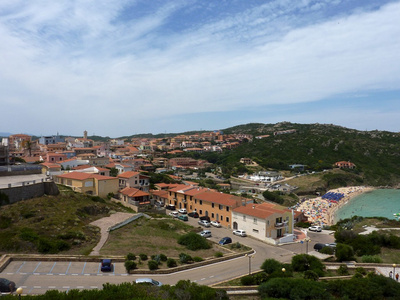 圣特雷莎迪 gallura 镇从海上的看法