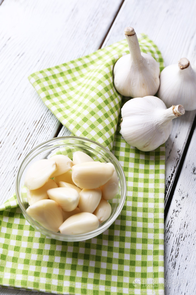 新鲜切片的大蒜