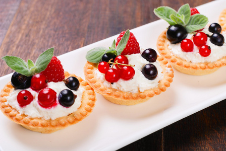 浆果 tartlets