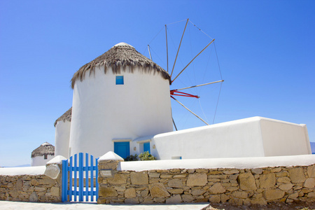 传统的风车在希腊