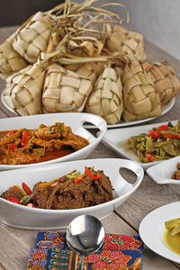 indoneian 食品 ketupat lebaran