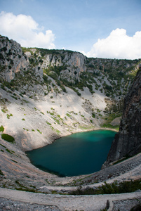 imotski，著名的蓝色湖泊在克罗地亚